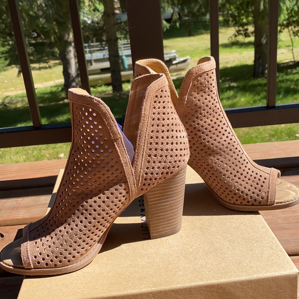 Lucky Brand Larise Suede Bootie 7.5